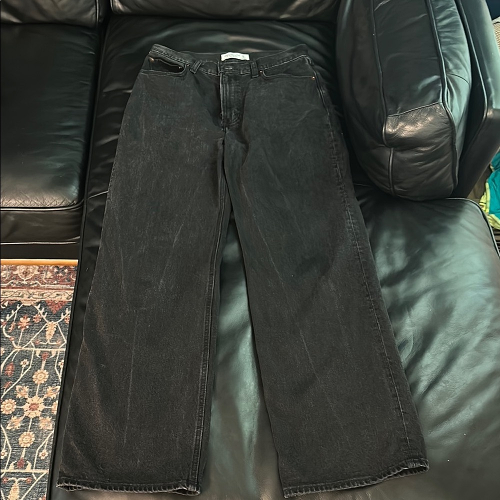 Abercrombie the 90s relaxed Jean high rise